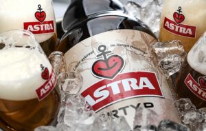 Astra Urtyp 4,9%Vol. 27×0,33L