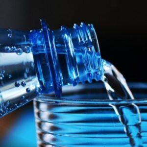 Schwollener Wasser plus Zitrone